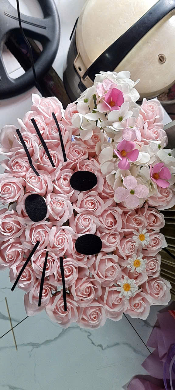 Hoa Mút Hello Kitty Hồng Phấn